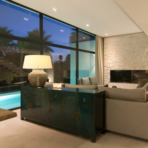 Villa with swimming pool