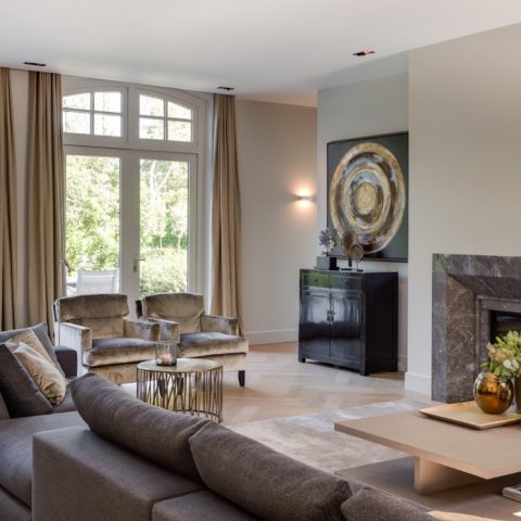 Contemporary Hunting House