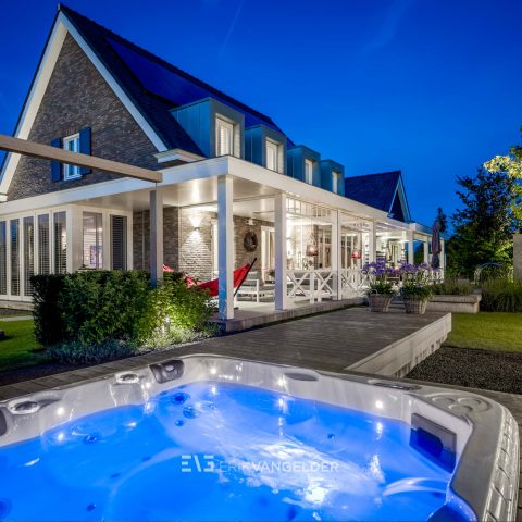 Villa garden Hendrik Ido Craft