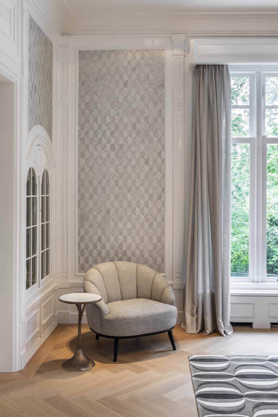 luxe wandafwerking, designstoel, warme vissengraadvloer, Luxury, Design, Exclusive, Modern, Custom Made, Special, Beautiful