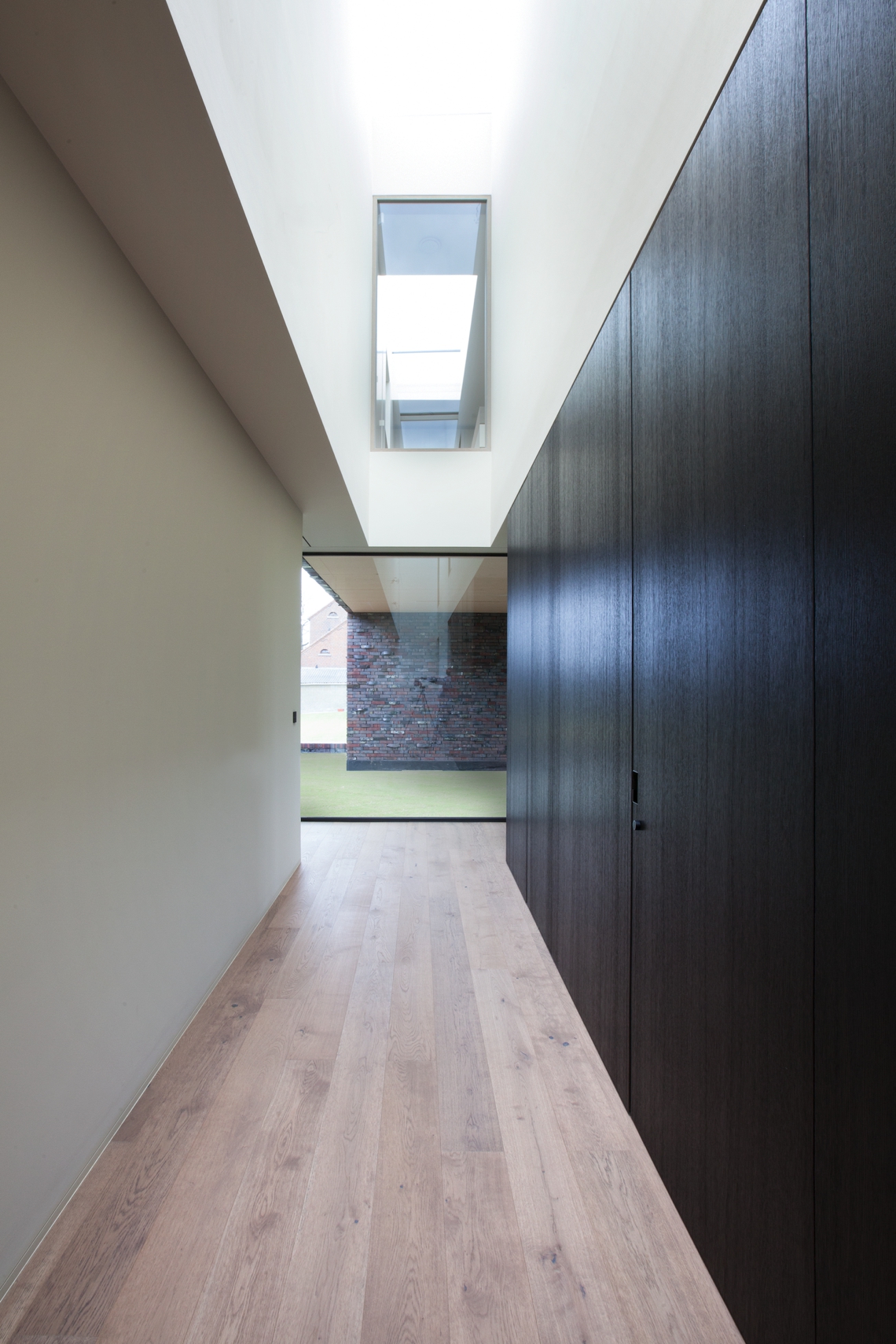 donkere kasten op maat, houten vloer, Luxury, Design, Exclusive, Modern, Custom Made, Special, Beautiful
