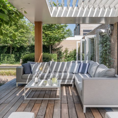 In / outdoor