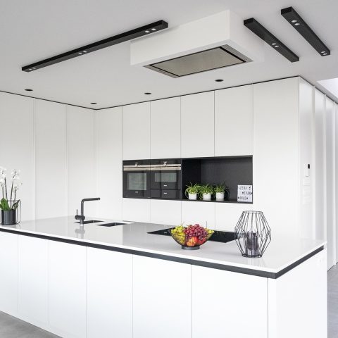 Doors in modern villa in collaboration with NANO architects