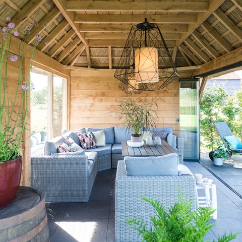Exclusive Oak Veranda