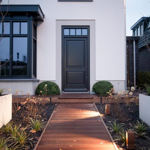 Garden design, landscaping garden with hardwood walkways