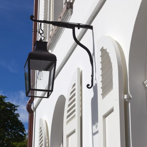 Renovation of shutters and facade of Antwerp castle house