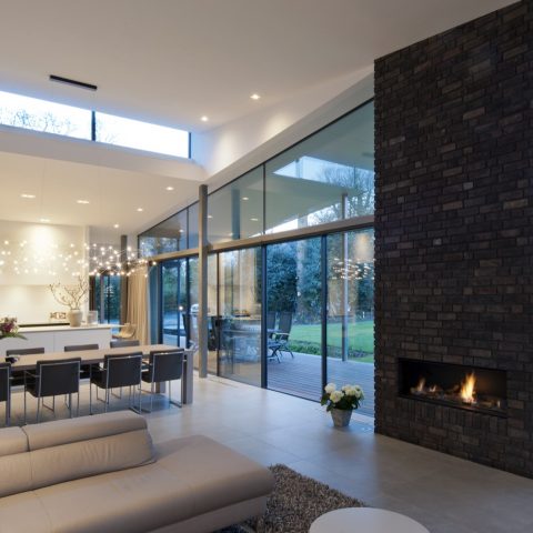 Modern villa with open character
