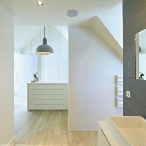 Villa with allure and oak accents in Nuland