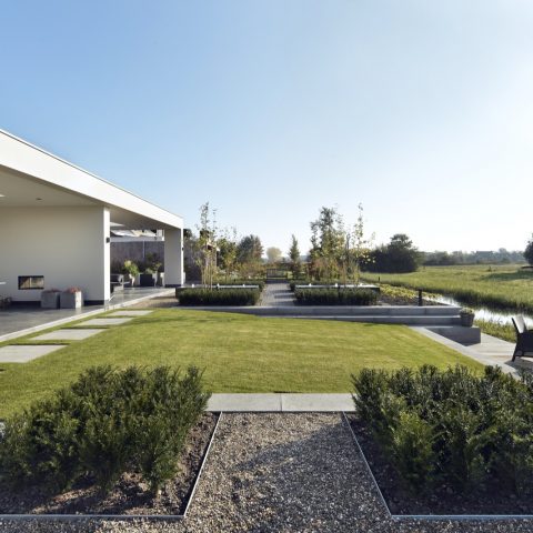 Modern house with zinc roof in Veenendaal