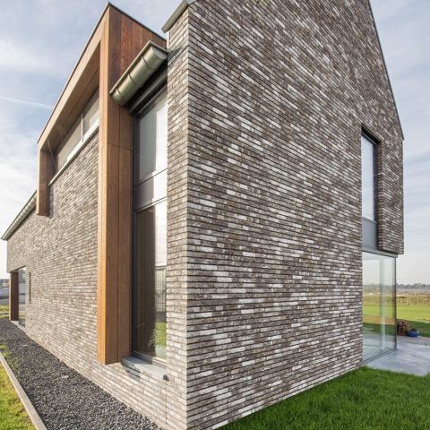 Modern villa in Velden