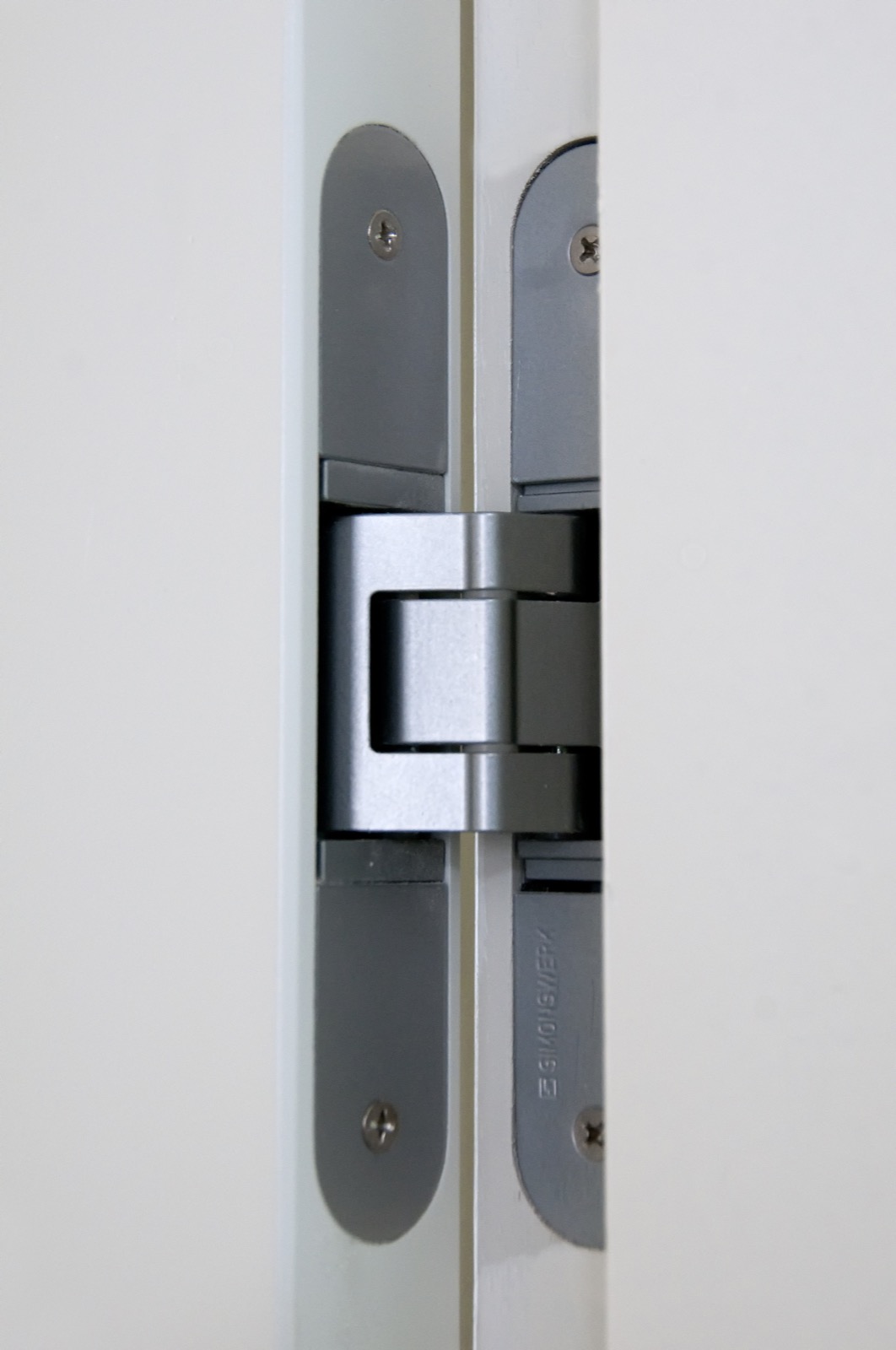 Houtz licht en sfeervol,Door,Handle,Home Decor,White Board,Cooktop,Coat Rack,Elevator,Sliding Door,French Door,Shelf, Luxury, Design, Exclusive, Modern, Custom Made, Special, Beautiful