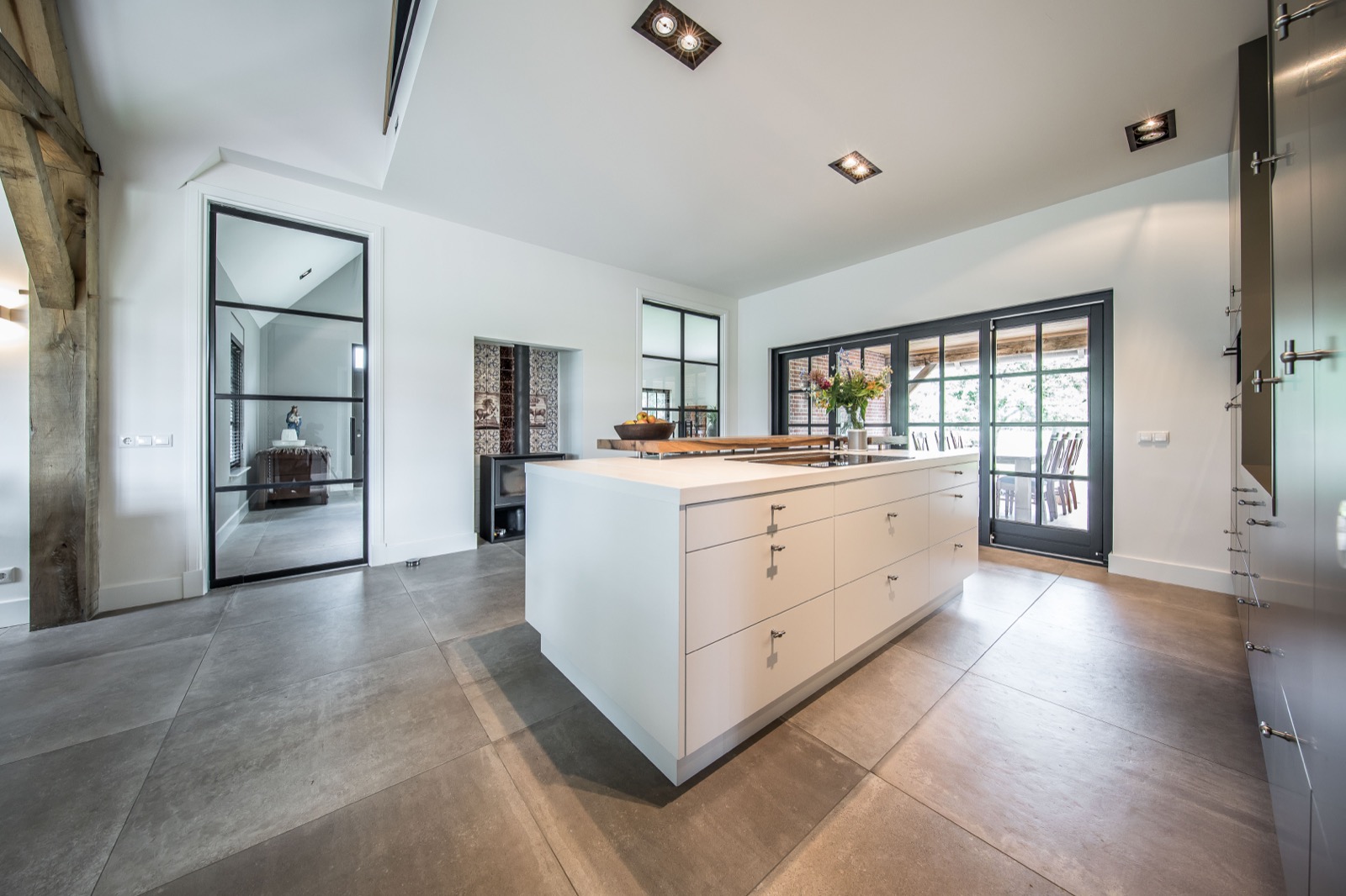 Interieur Oost luxe woonhuis,Indoors,Room,Housing,Building,Kitchen Island,Kitchen,Interior Design,Flooring,Lobby,Corner, Luxury, Design, Exclusive, Modern, Custom Made, Special, Beautiful