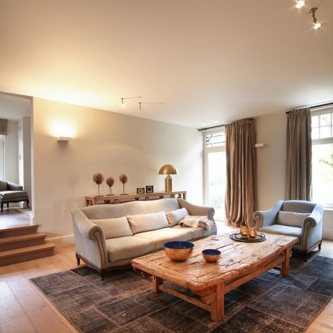Renovated farmhouse on a dike in the land of Waas