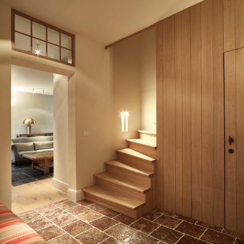 Renovated farmhouse on a dike in the land of Waas