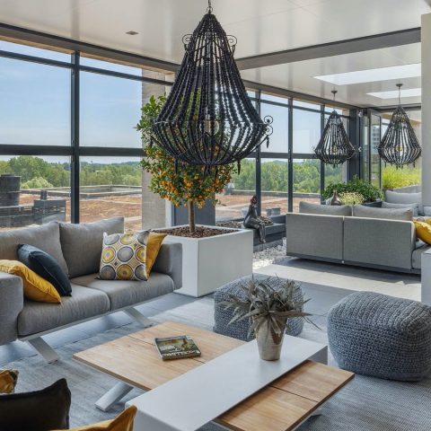 Modern high-level balcony