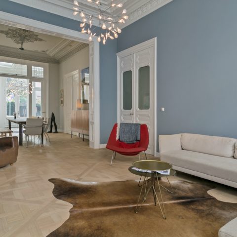 Royal enjoyment with Versailles parquet