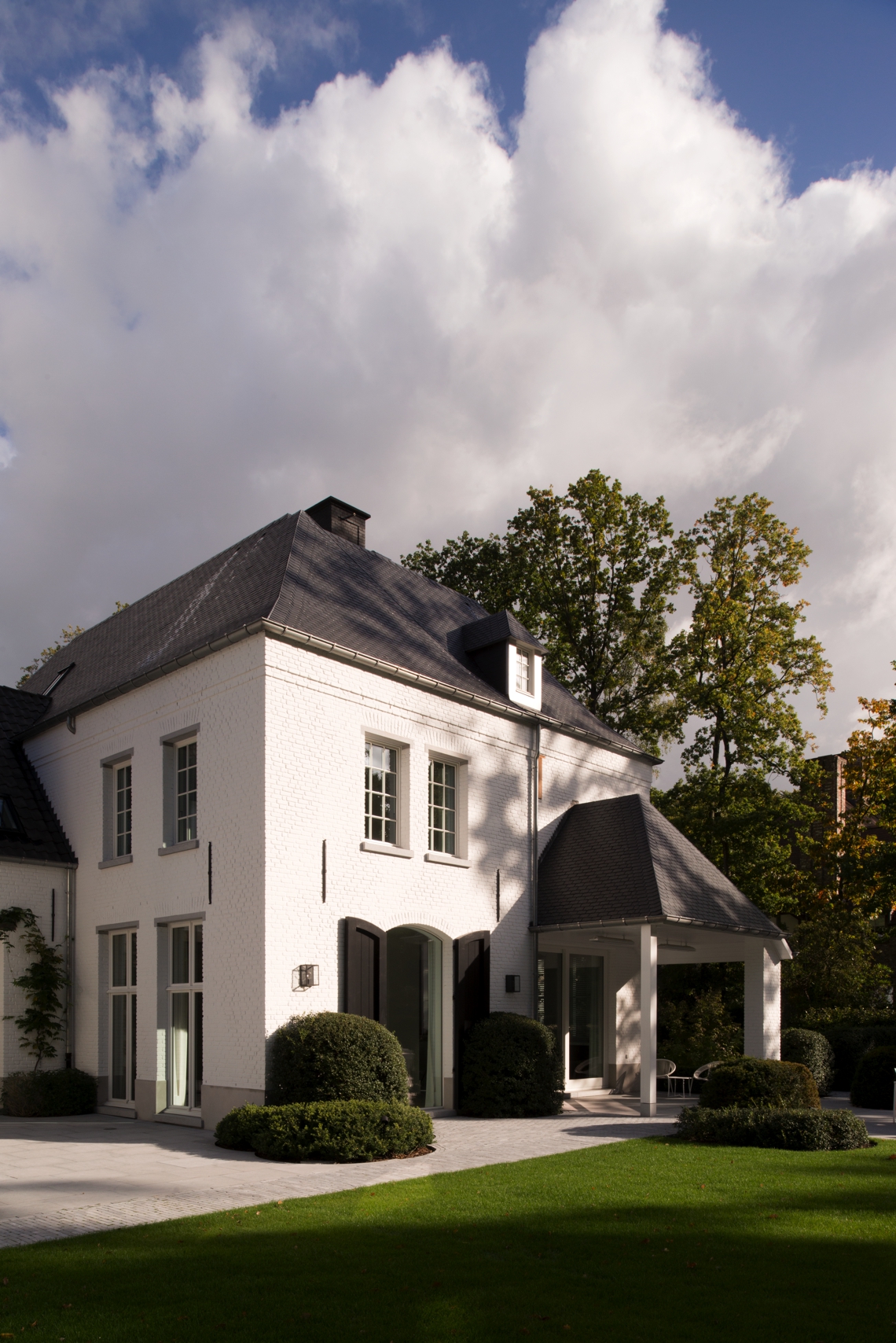 Moderne voorgevel van luxe villa, Luxury, Design, Exclusive, Modern, Custom Made, Special, Beautiful