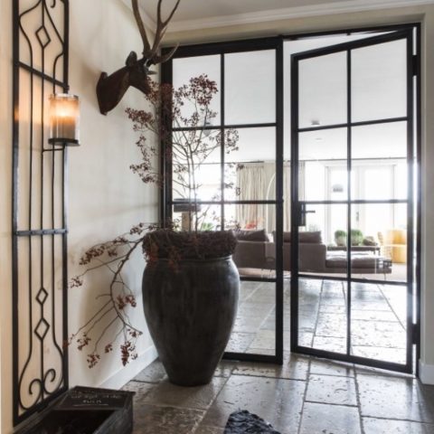 Robust Villa Alblasserdam