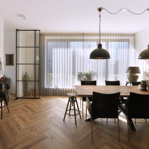 Pivot doors project Eindhoven