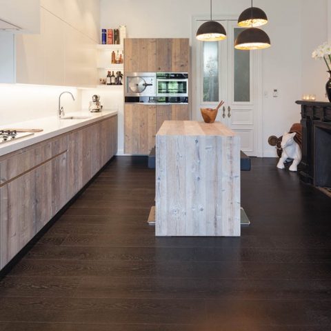Scaffold wood kitchen
