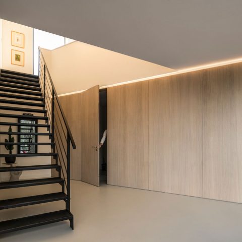 Modern white villa in the center of Schiedam