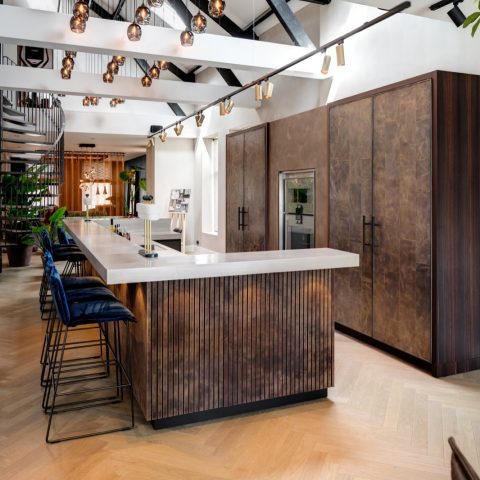 Alphenberg Flagship Store