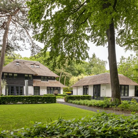Villa op bosrijk perceel te Zeist