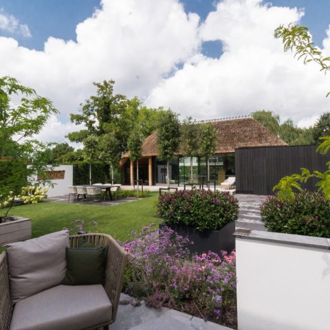 Klassieke moderne tuin te Rotterdam