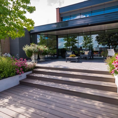 Tuin aan de rivier te Zwijndrecht