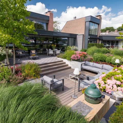 Tuin aan de rivier te Zwijndrecht