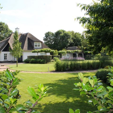 Villatuin aan de Zeeuwse kust
