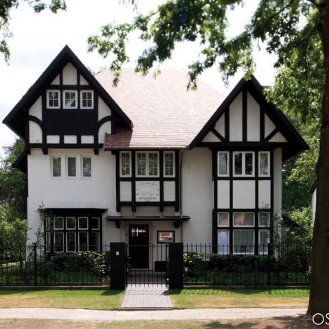 Total renovation of a beautiful historic building in the Middelheim park in Wilrijk