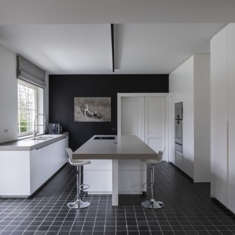 Custom kitchen for a villa in Brasschaat