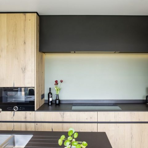 Totaalrenovatie tot een warm, industriëel interieur