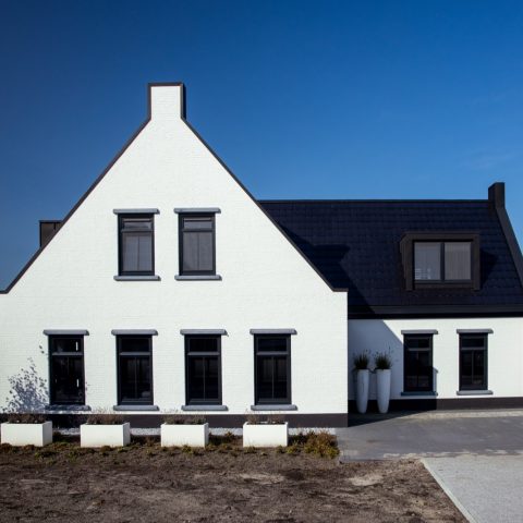 Contemporary and sleek eye-catching!