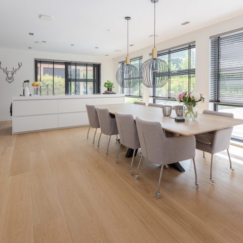 26cm wide 1-bis oak floor