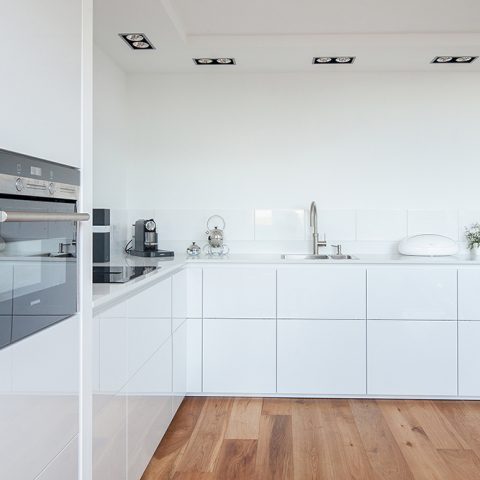 Modern white high gloss kitchen