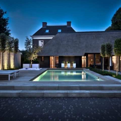 Swimming pool in Bavel