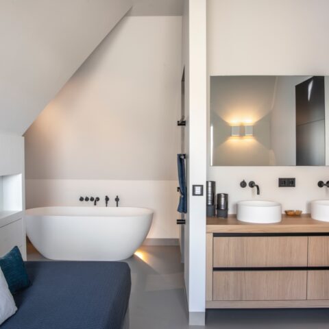 Floor and wall finishes in Gooische villa