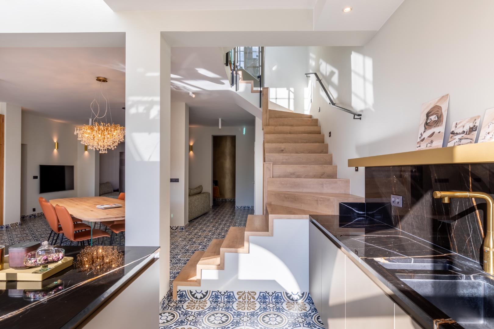 Modern solid oak staircase