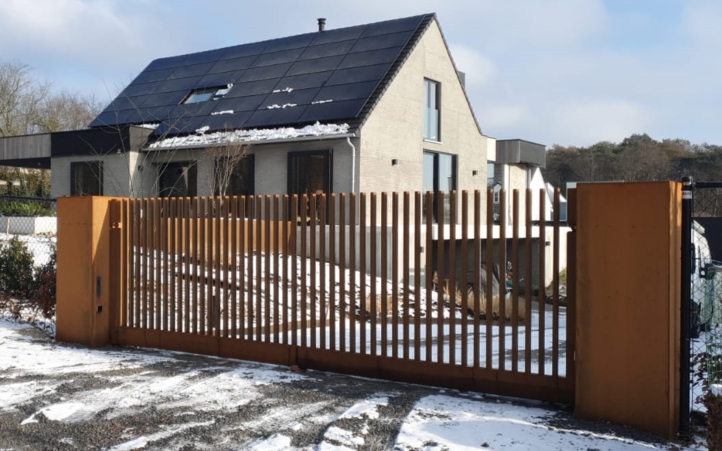 Modern facade of a luxury villa ,Gate,Fence,Picket,Solar Panels,Electrical Device,Roof,Mural,Stained Wood,Wood,Reservoir, Luxury, Design, Exclusive, Modern, Custom Made, Special, Beautiful