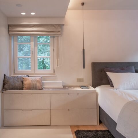 S&S