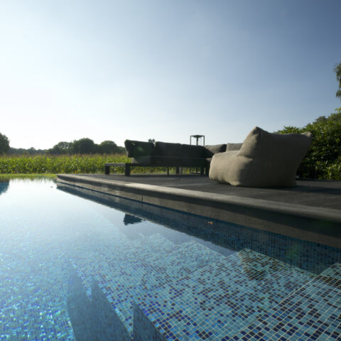 Millboard zwembadvlonder op de Veluwe