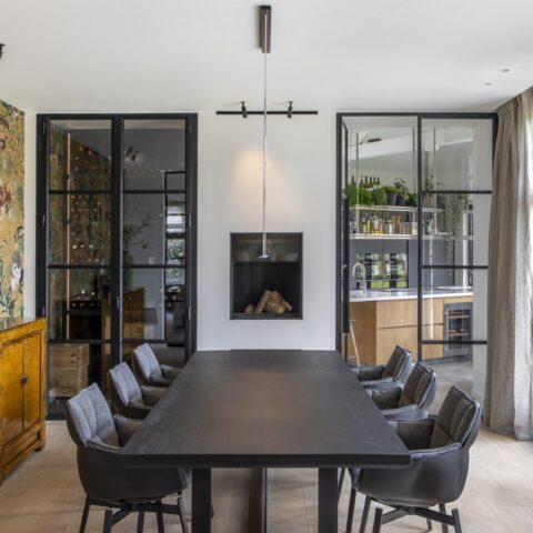 Klassieke villa met luxe interieur