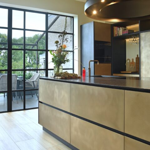 Grezzo metal : Brushed Bronze