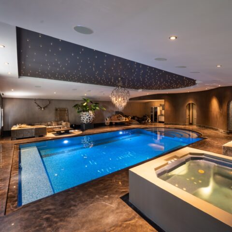 Project Woude – Tiled overflow pool