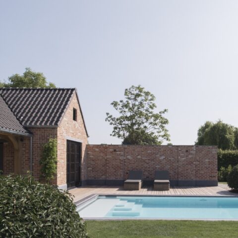 Rural and playful garden in the Limburg