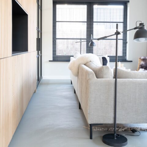 Gietvloer in modern interieur