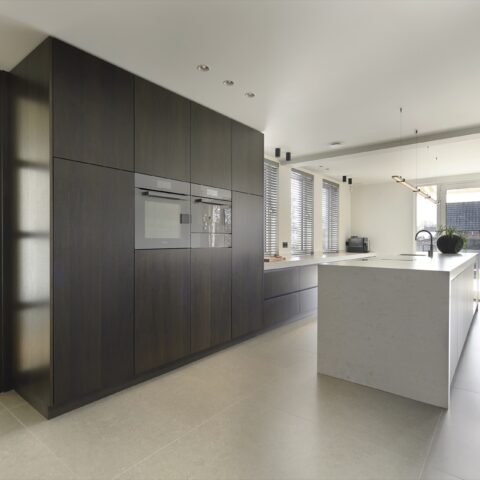 Totaalrenovatie met luxe interieur
