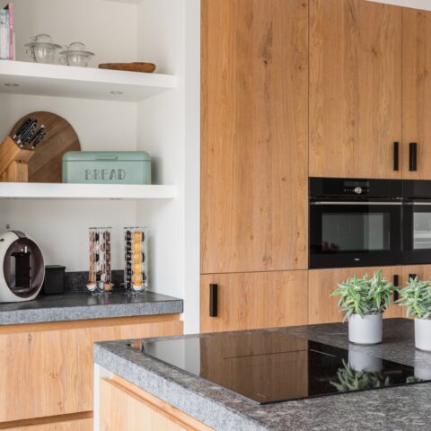 Keuken met landelijke uitstraling en een uniek werkblad